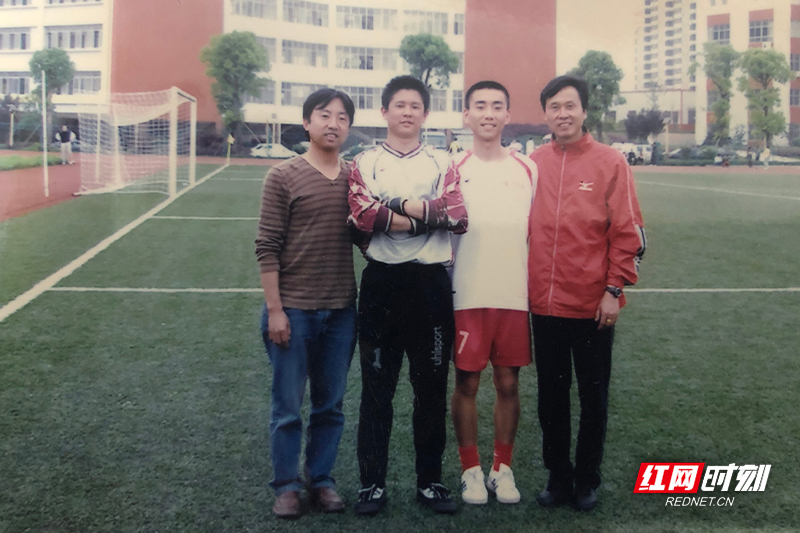 厄瓜多尔VS库索拉直播_厄瓜多尔VS库索拉在线观看免费高清无插件_无缘国足!知名华裔球员选择效力库索拉 厄瓜多尔VS库索拉直播_厄瓜多尔VS库索拉在线观看免费高清无插件_无缘国足!知名华裔球员选择效力库索拉